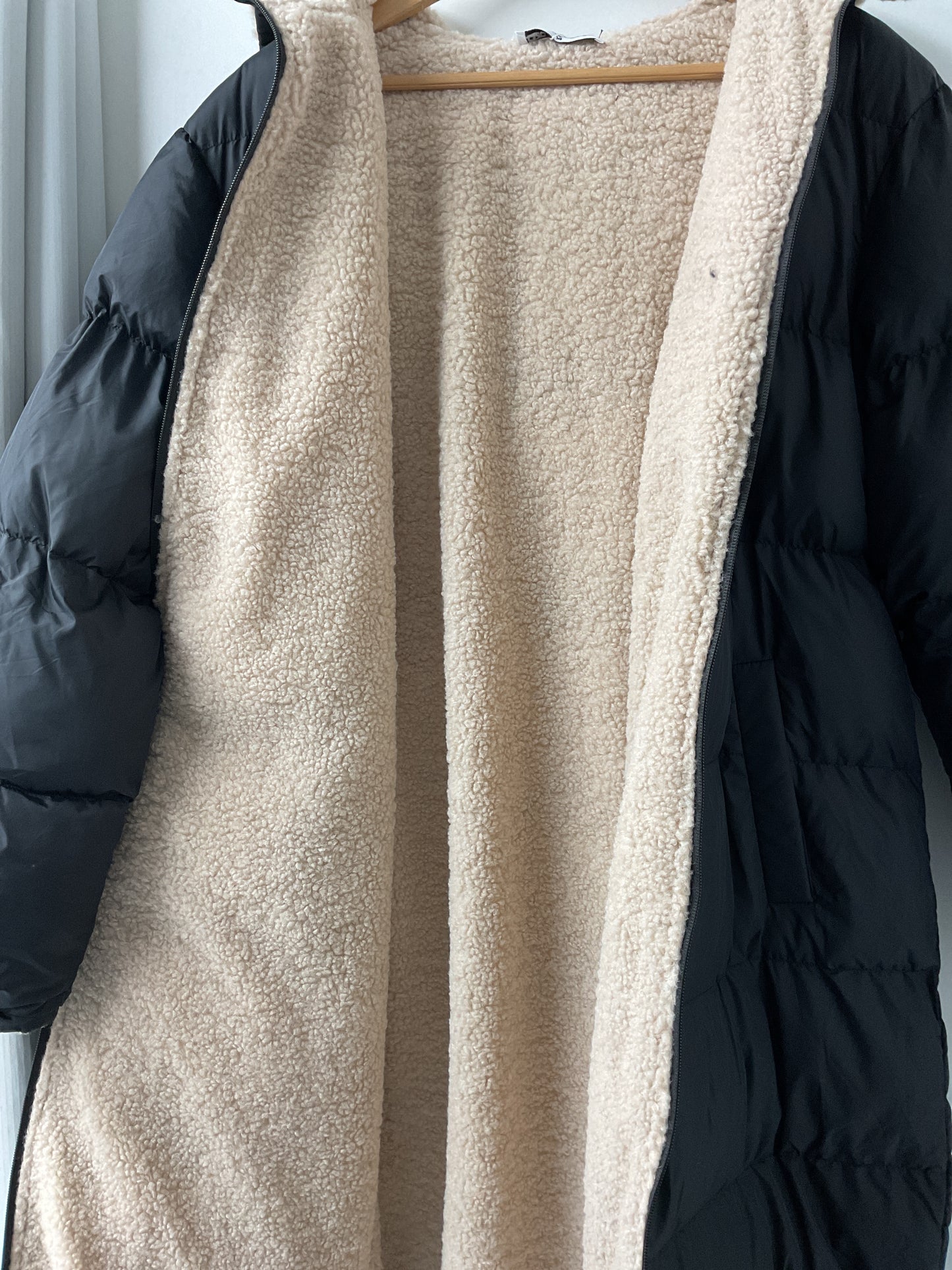Extra long puffy jacket