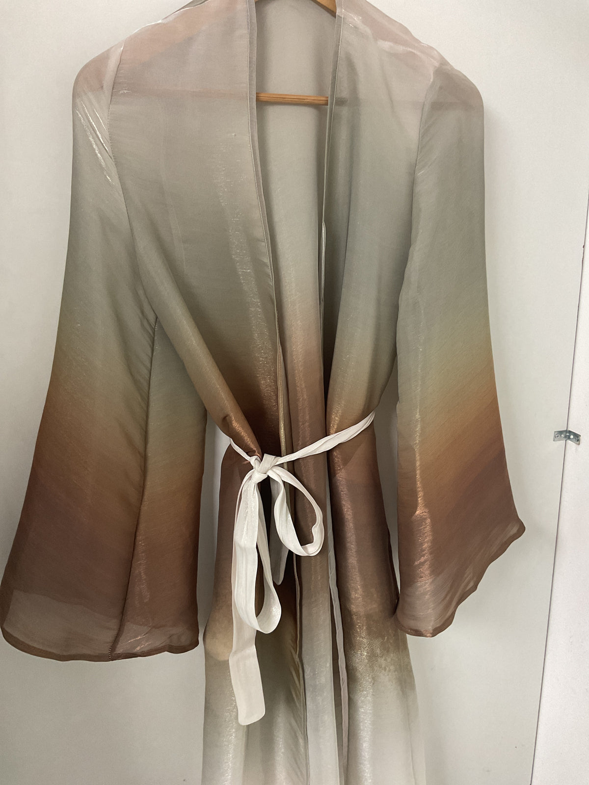 Ombré cape