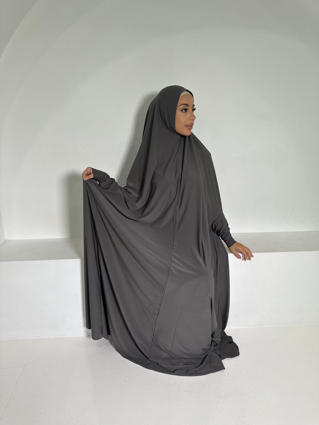 Floor Length Sleeved Jilbab