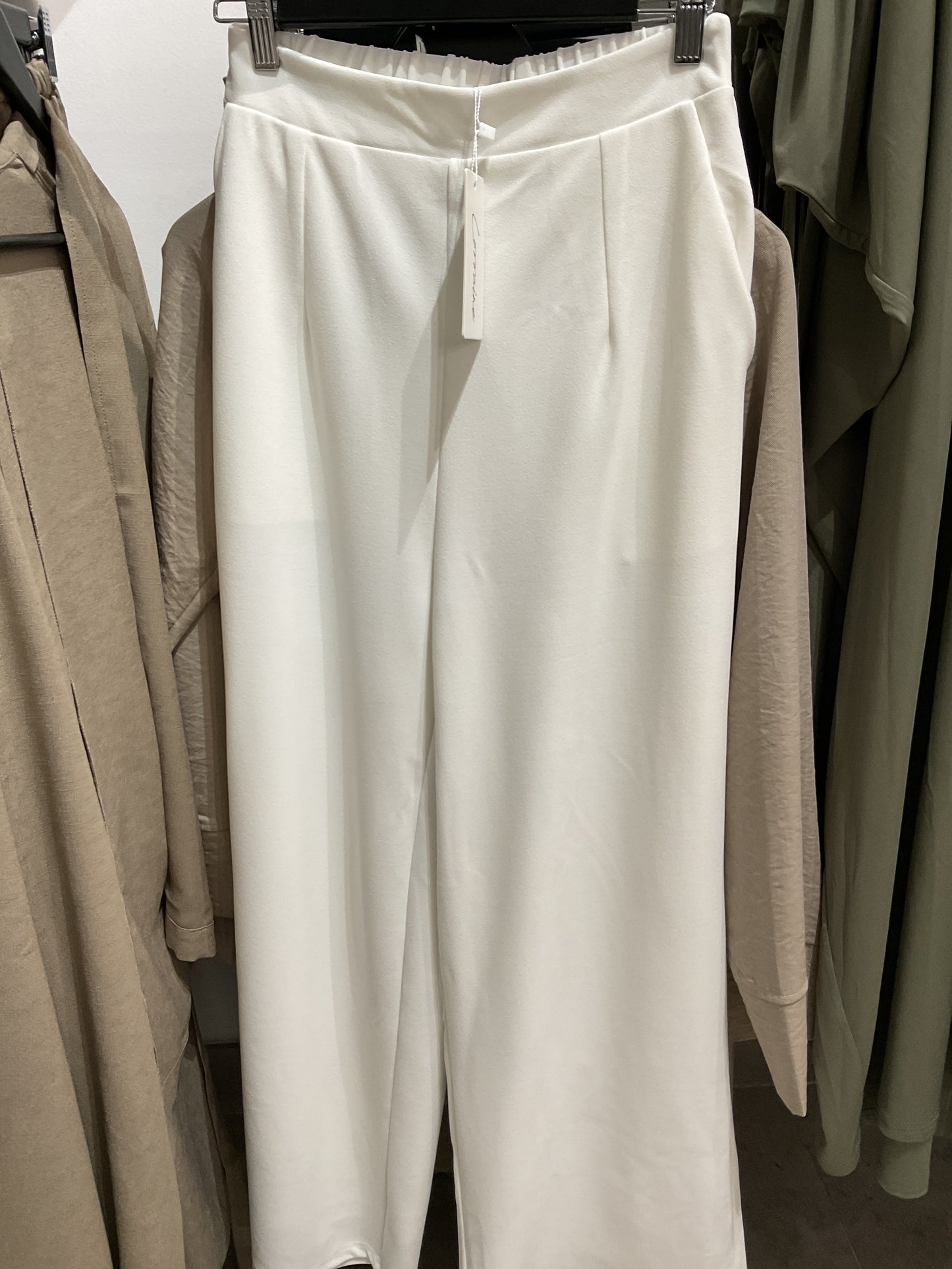wide leg pants
