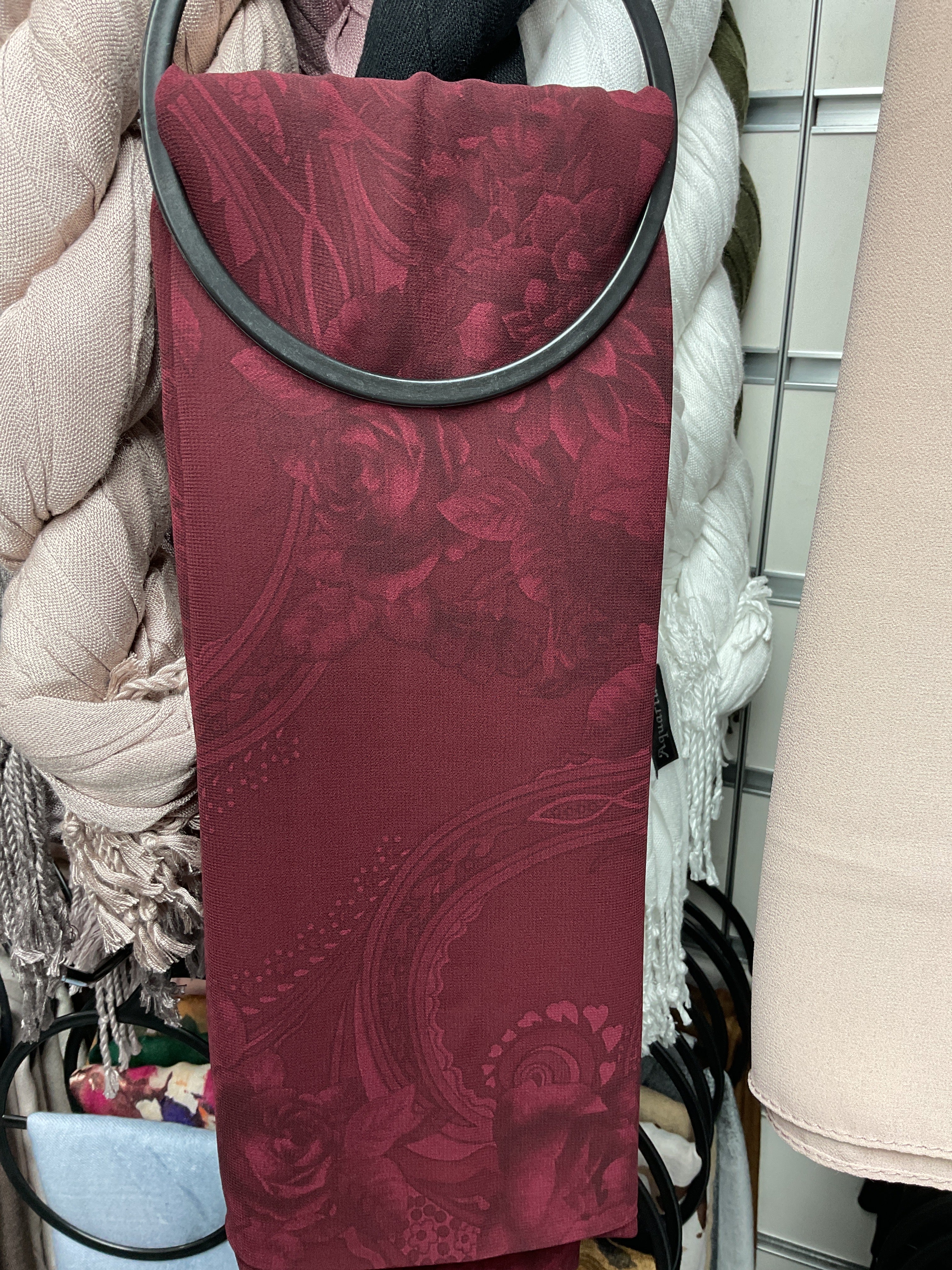 New printed square scarf
