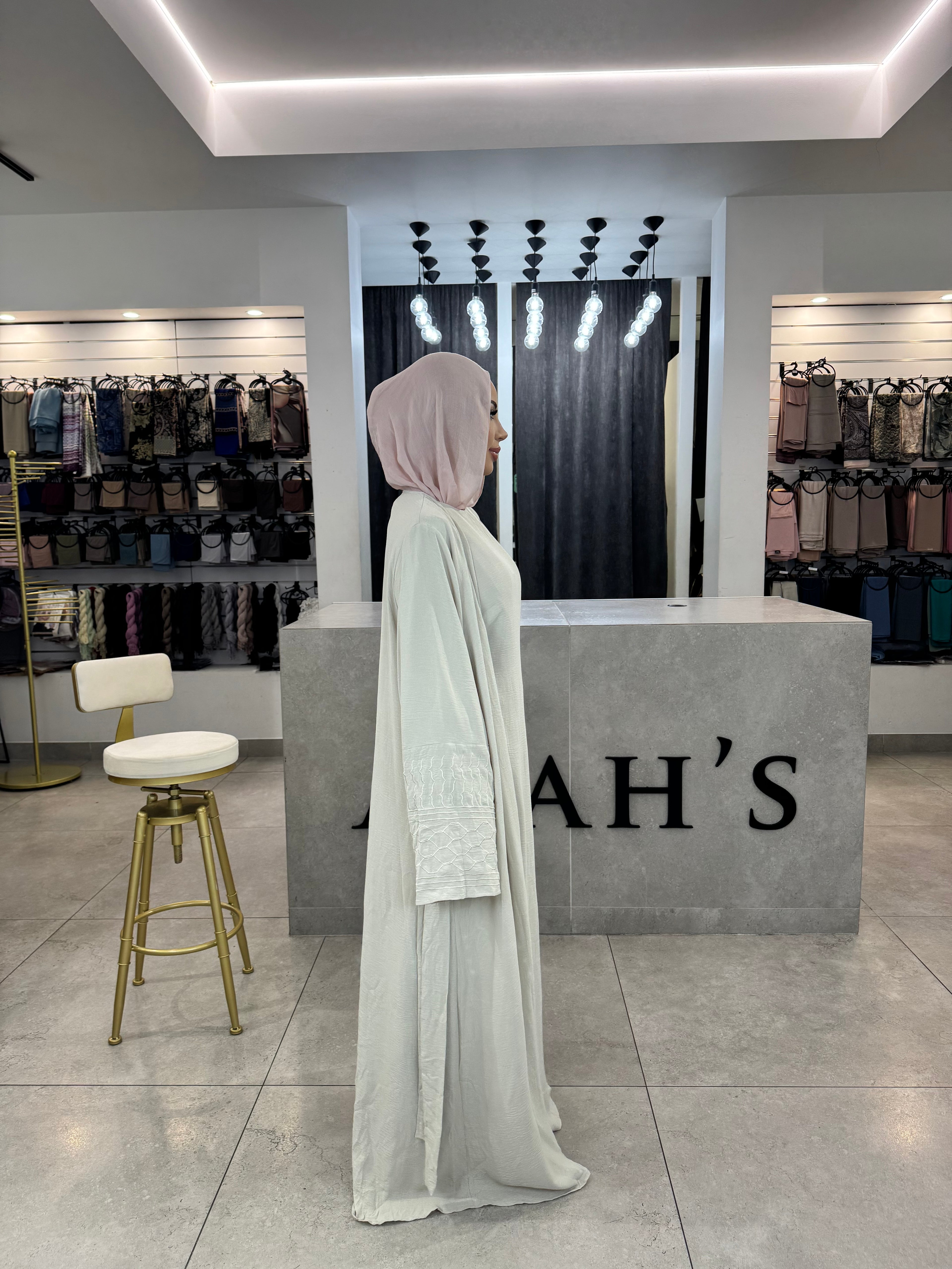 Jayda Abaya set