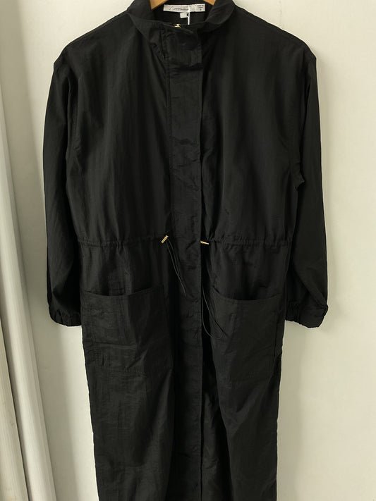Long windbreaker