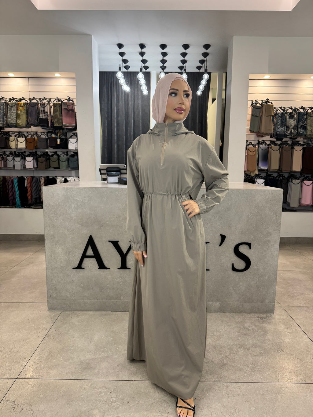 Windbreaker abaya