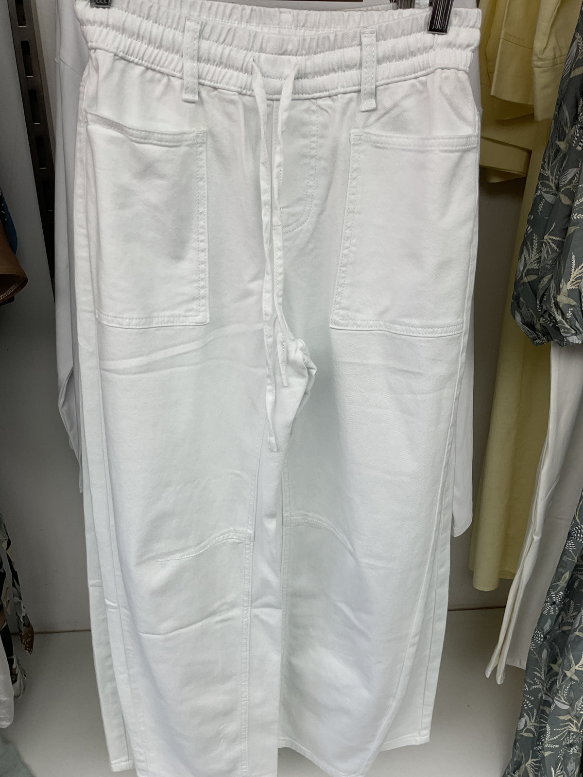 White denim jeans