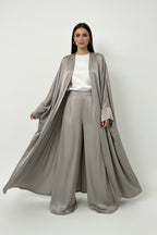Larissa cape set