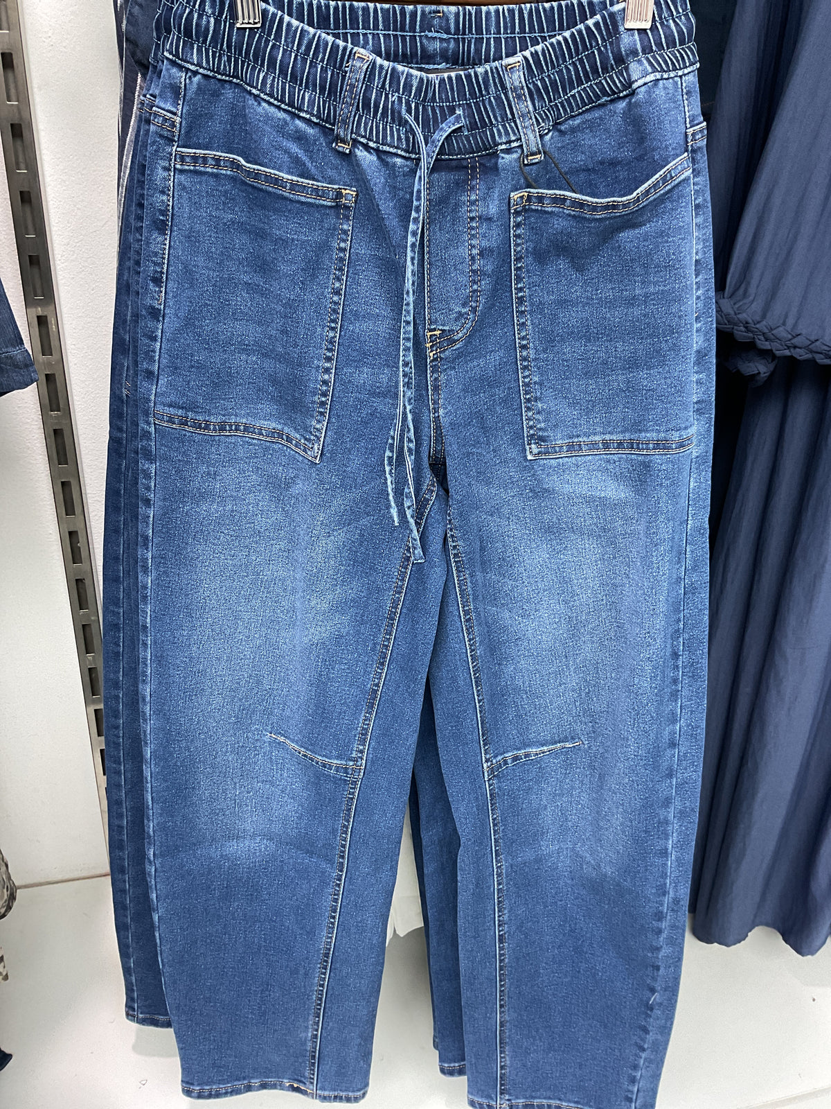 White denim jeans