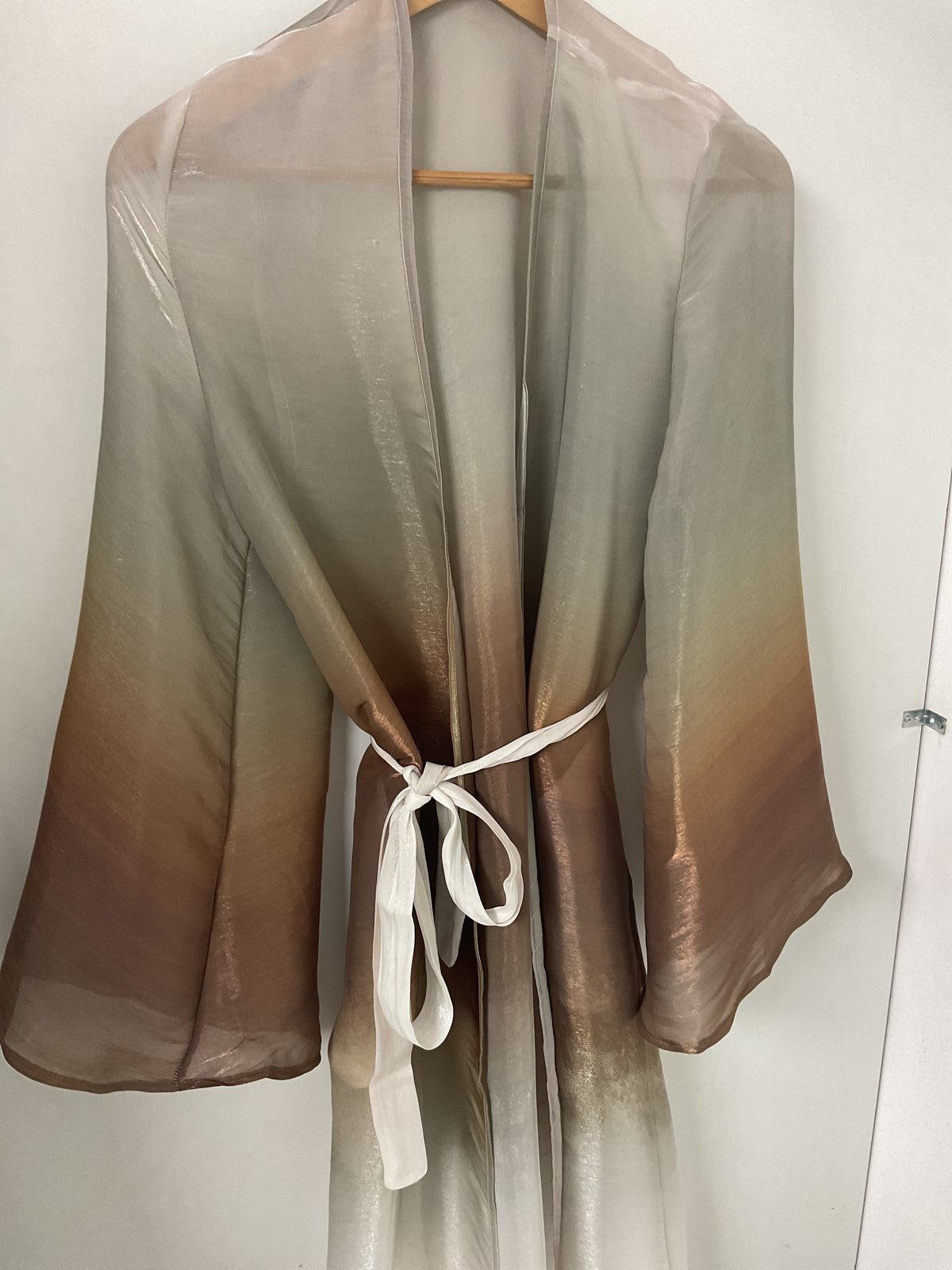 Ombré cape