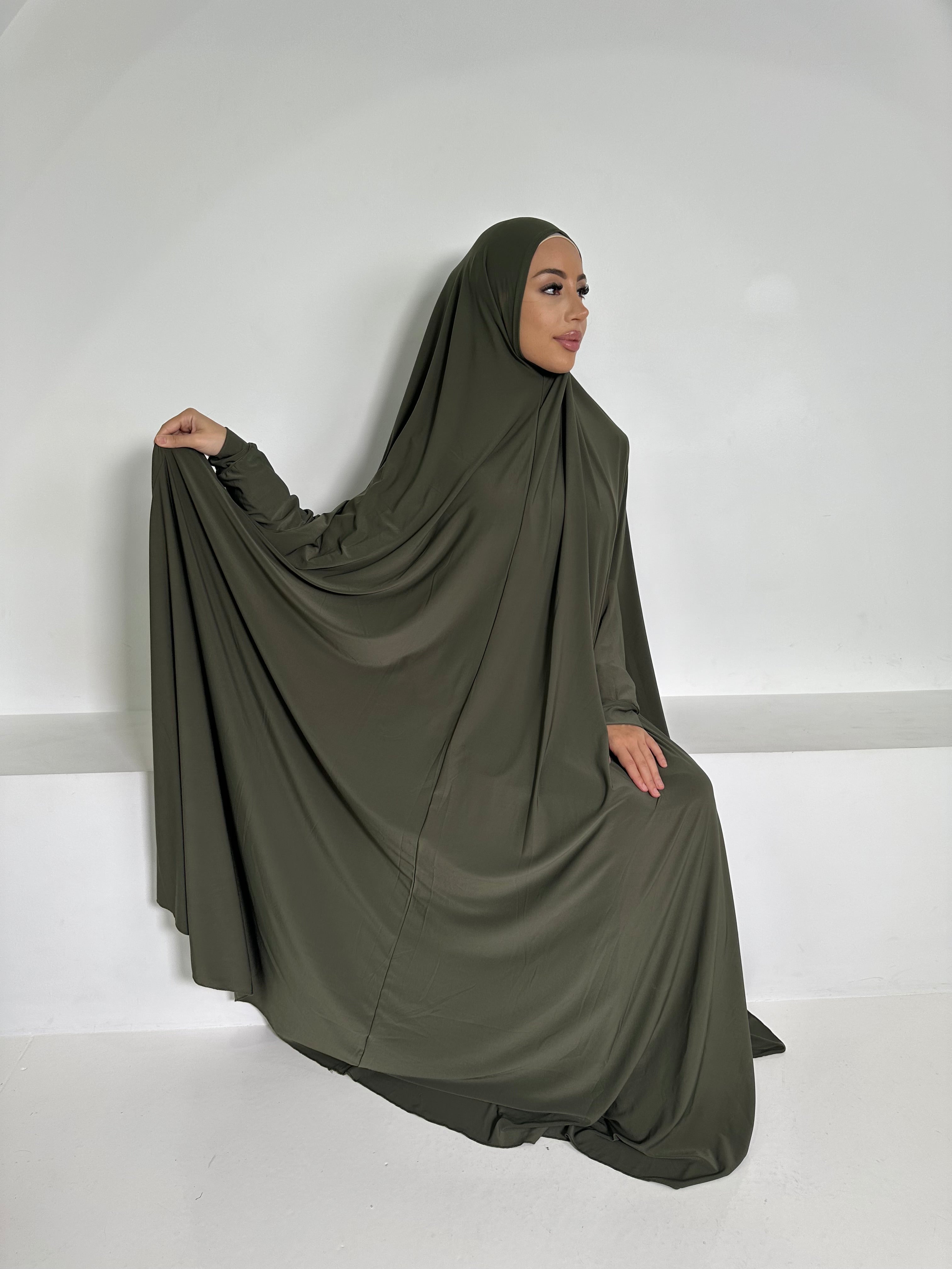 Floor Length Sleeved Jilbab